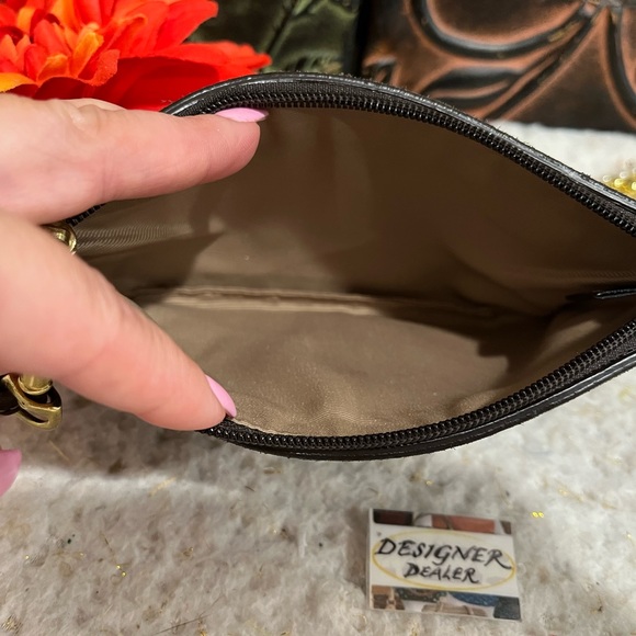 Authentic COACH Suede Embossed Sequined Chocolate Brown Wristlet VGC! - Picture 5 of 9